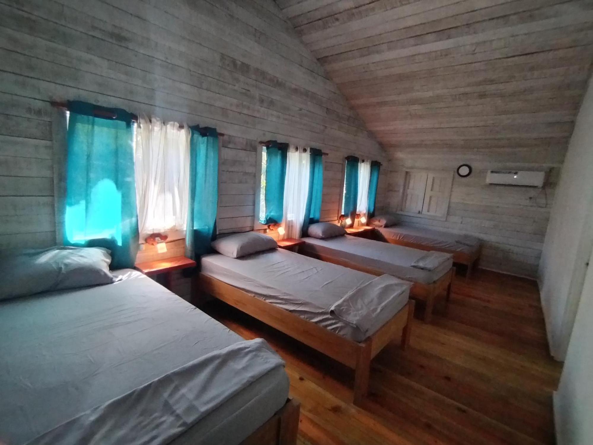 Hotel Tierra Verde Bed And Breakfast Bocas Town Exterior photo