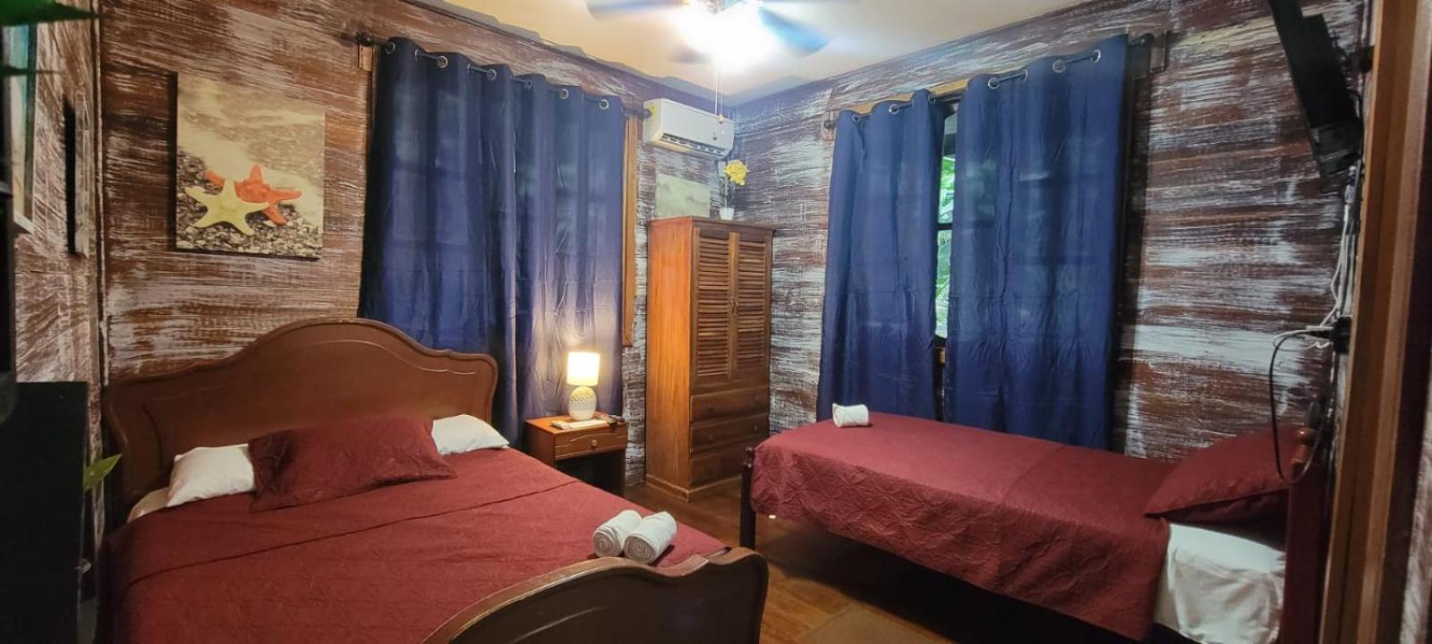 Hotel Tierra Verde Bed And Breakfast Bocas Town Exterior photo