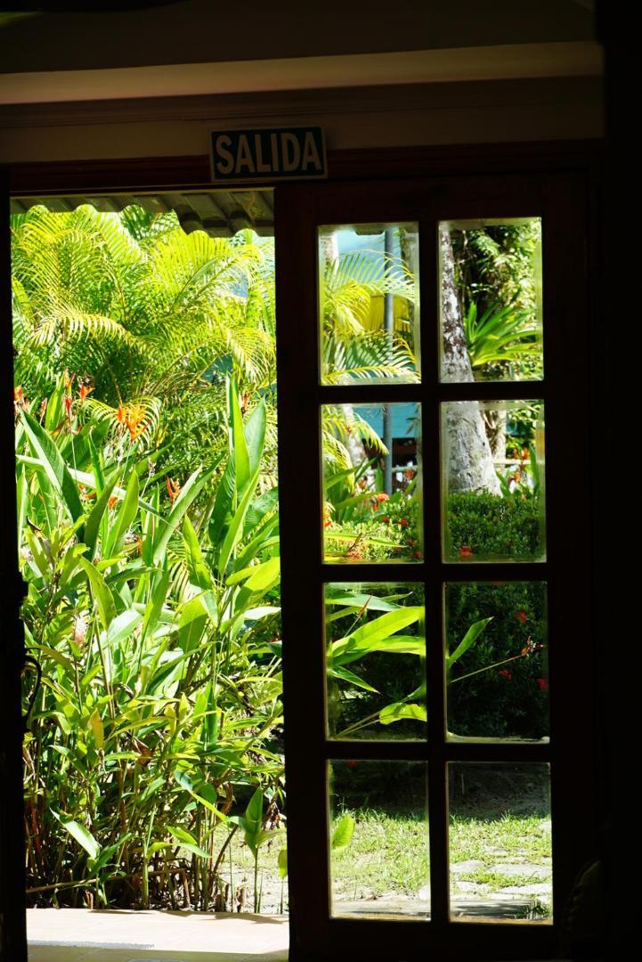 Hotel Tierra Verde Bed And Breakfast Bocas Town Exterior photo
